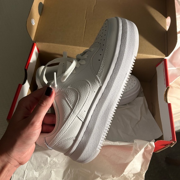 Nike Court Vision Alta Women's Sneakers - White - Picture 3 of 4